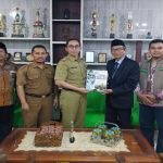 assyifa_sagalaherang_silaturahmi_ke_sekda_subang