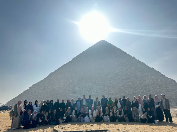 ponpes_assyifa_sagalaherang_santri_overseas_berkunjung_ke_piramida