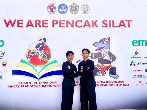 2 Santri Pondok Pesantren As-Syifa Sagalaherang Raih Emas Pencak Silat Open Championship 2024