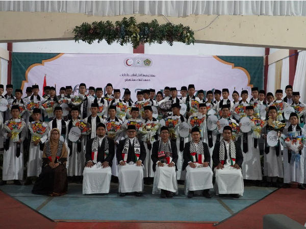 ponpes_assyifa_sagalaherang_gelar_wisuda_tahfidz_angkatan2